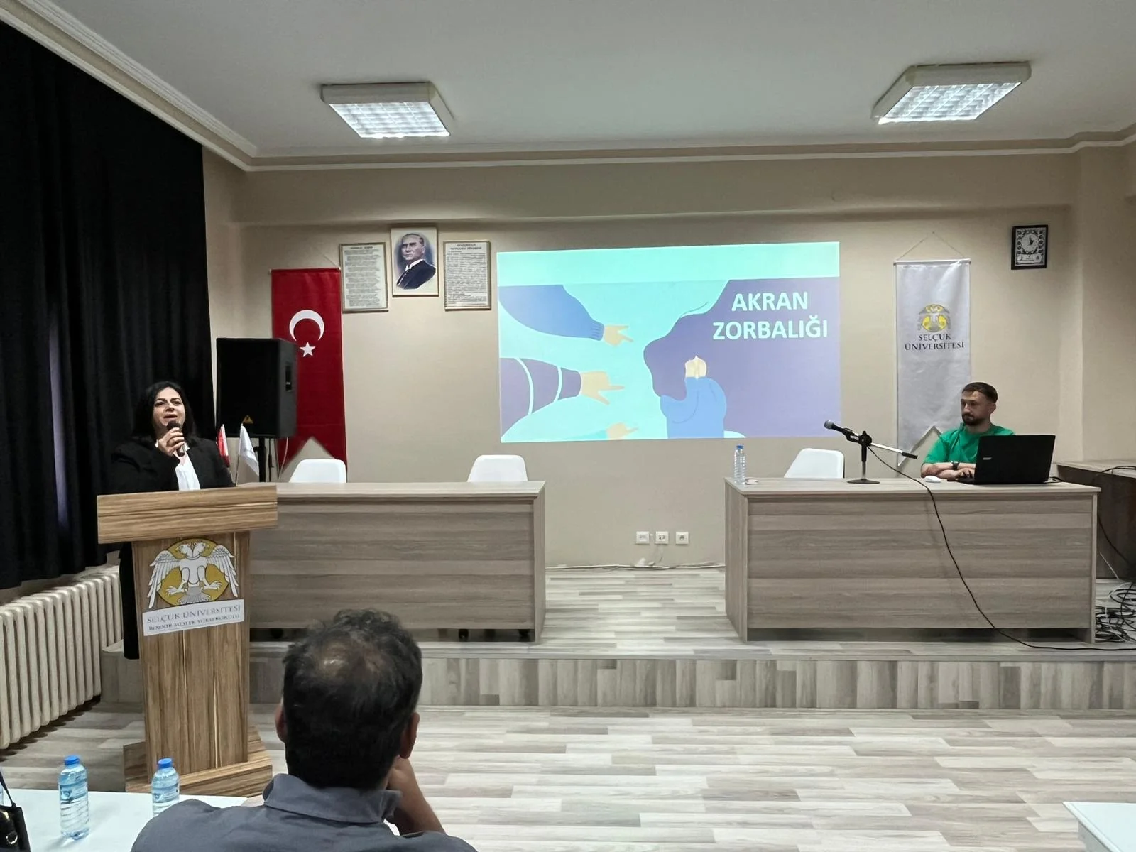 Akran Zorbalığı Konferansı